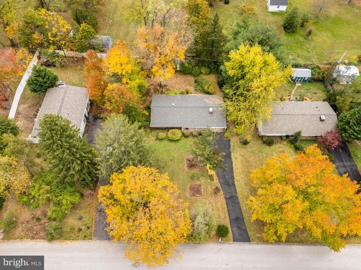 Property Photo:  6326 Farmar Lane  PA 19031