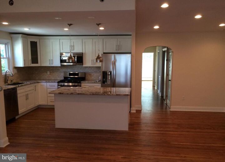 Property Photo:  7224 Hill Road  PA 19128 