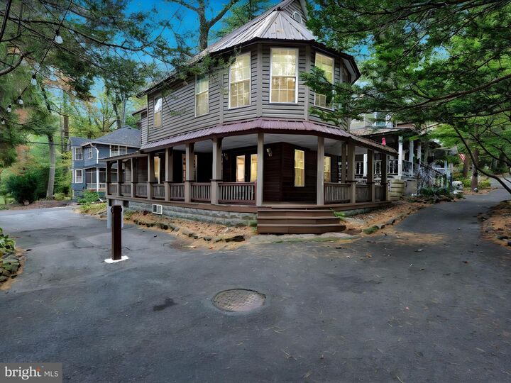 Property Photo: 303 2nd Street PA 17064