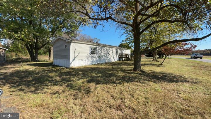 Property Photo:  13047 Selby Road  MD 21813