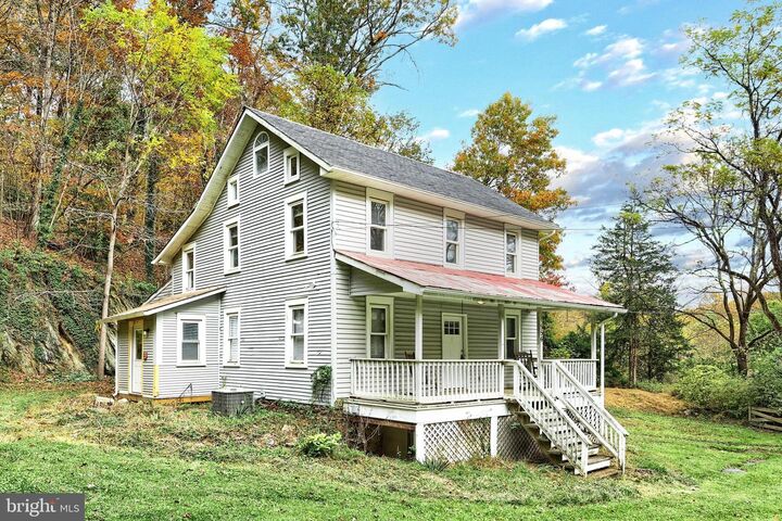 Property Photo:  556 Bair Road  PA 17314