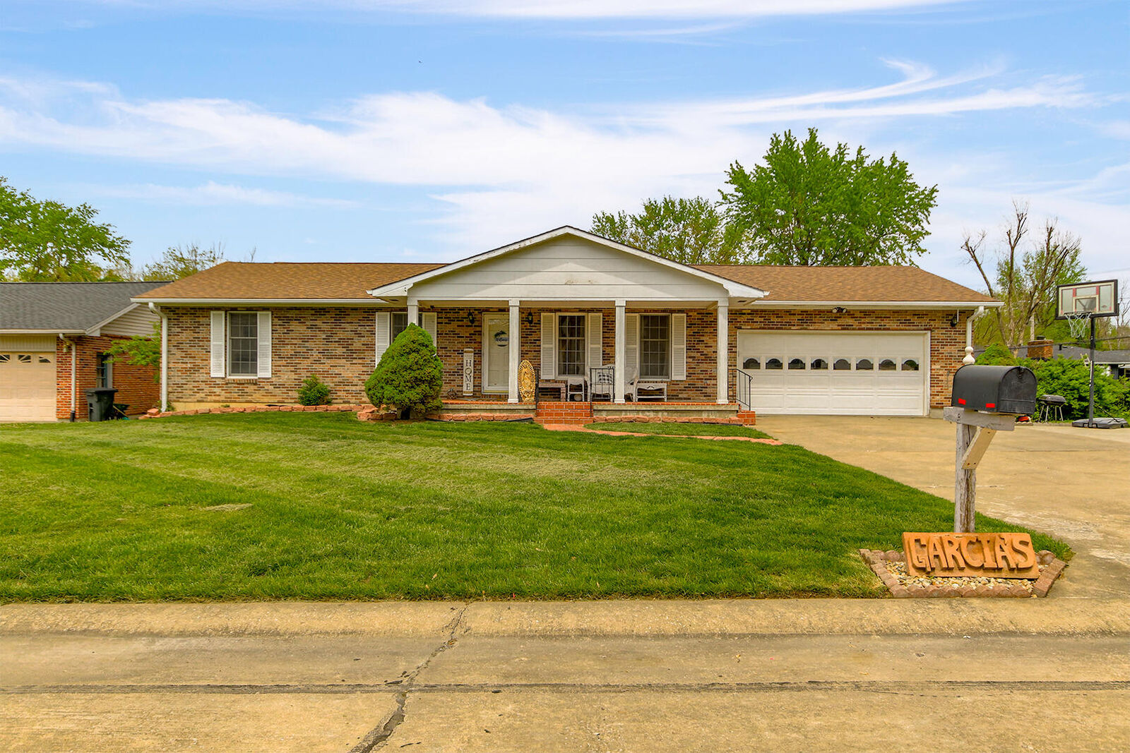 Property Photo:  1733 Beacon St  MO 65265 