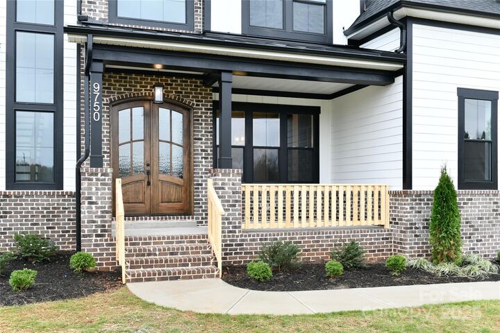 Property Photo: 3874 Hickory Highway NC 28677