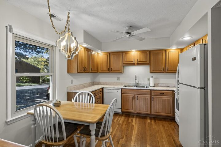 Property Photo:  101 Shakerdale Road  OH 45242