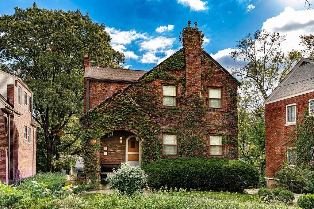 Property Photo:  1054 Rutledge Avenue  OH 45205