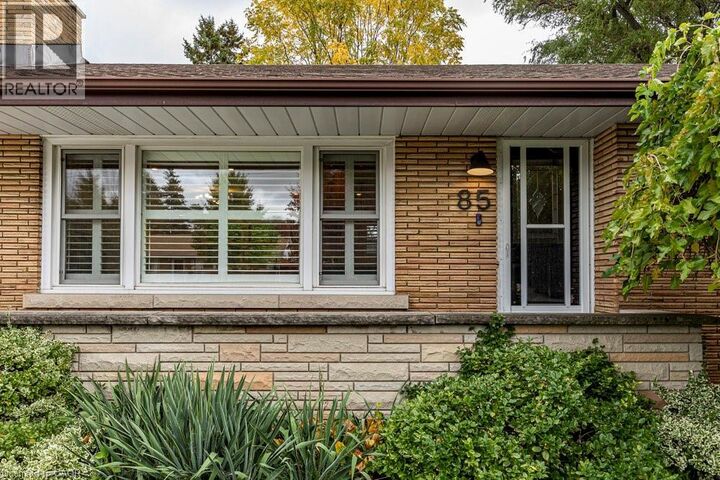 Photo de la propriété:  85 Westminster Avenue 1  ON L9C 4M1