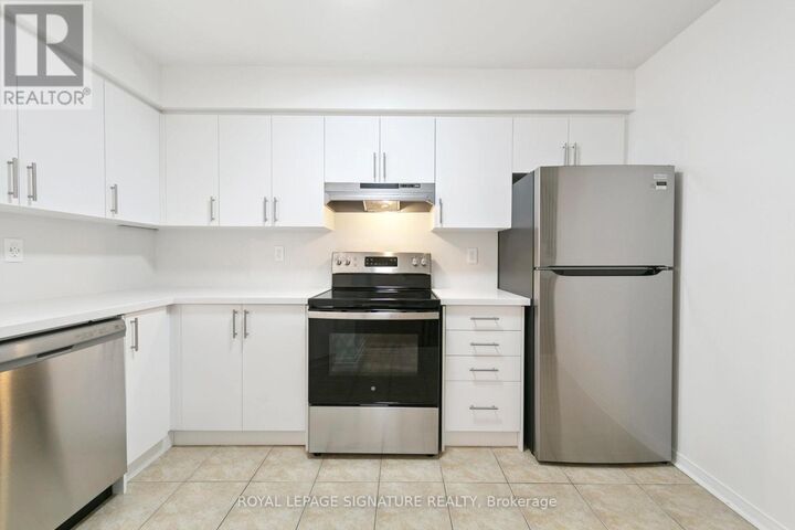 Property Photo: 3150 Erin Centre Boulevard 49 ON L5M 7Z2