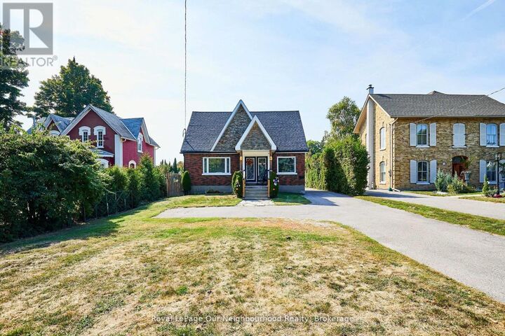 Property Photo:  738 Simcoe Street North  ON L1G 4V8