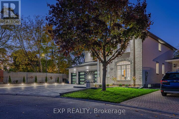 Property Photo:  15 Wellsmere Court  ON K2E 8C2 