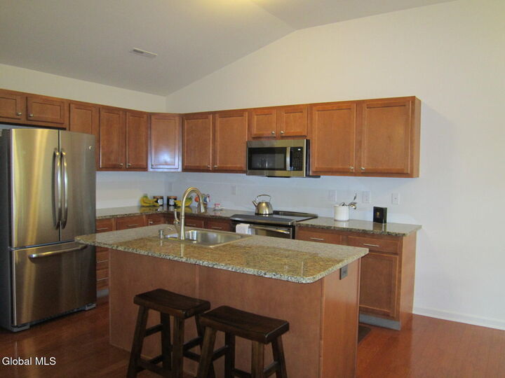 Property Photo:  28 Governor Circle  NY 12208 