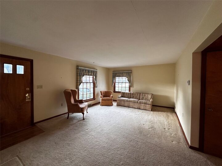 Property Photo:  1115 Ardmore Avenue  PA 16505