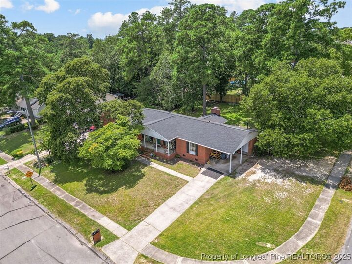 Property Photo:  411 Lotus Drive  NC 28303