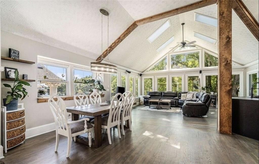 Property Photo:  9012 Tarnwood Court  GA 30180