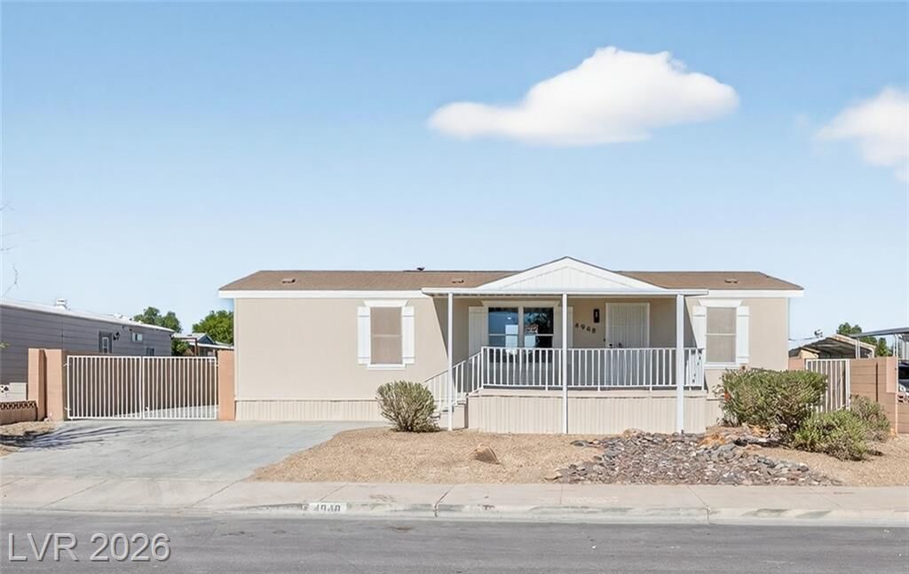 Property Photo: 4948 Vista Flora Way NV 89121