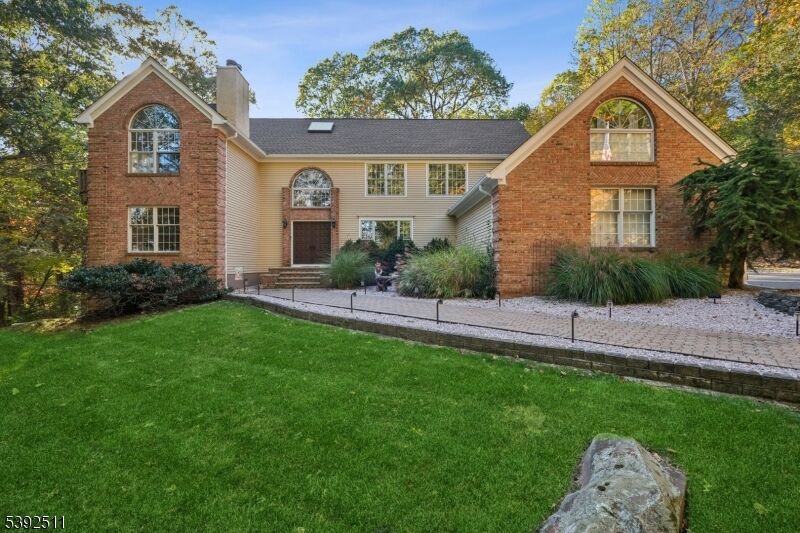 Property Photo:  19 Helen St  NJ 07059