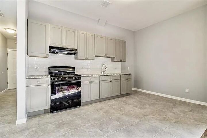 Property Photo:  585 Bramhall Ave  NJ 07304