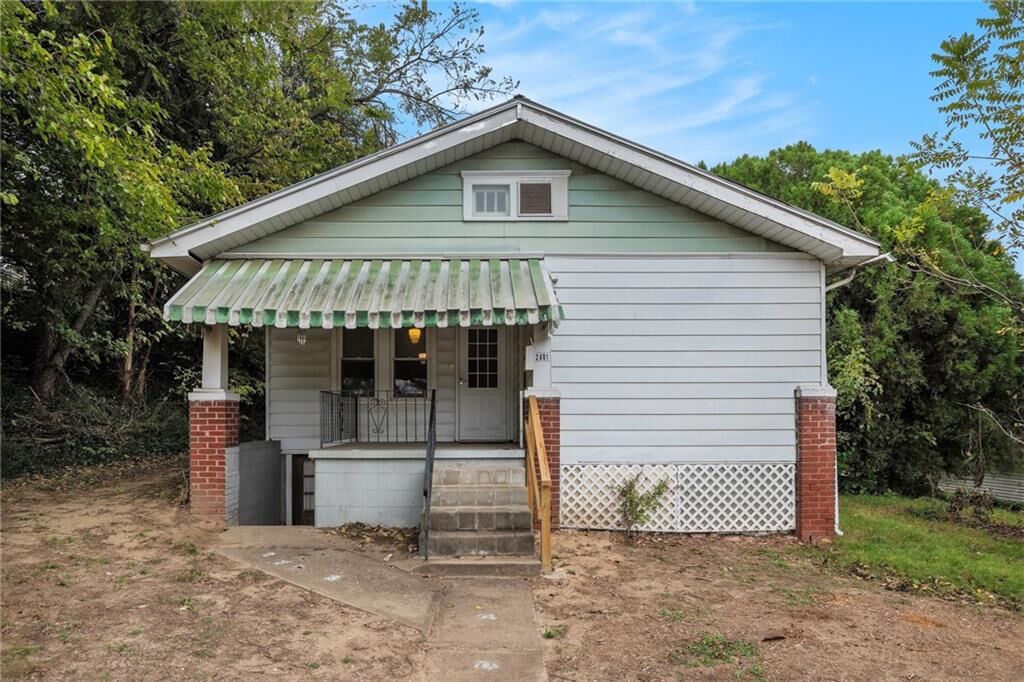 Property Photo:  2601 S 19th Street  MO 64503 