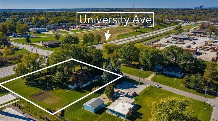 Property Photo:  1141 N Shadyview Boulevard  IA 50327 