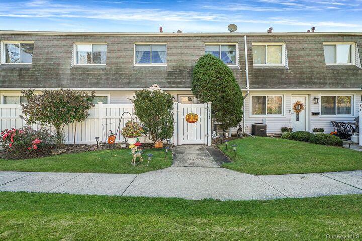 Property Photo:  257 Storm Drive  NY 11742 