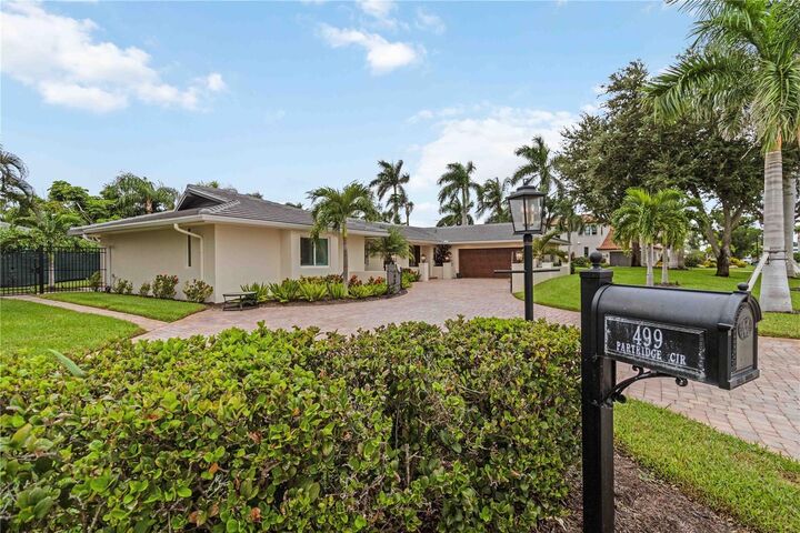 Property Photo:  499 Partridge Circle  FL 34236 