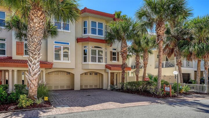 Property Photo: 221 17th Street N FL 34217