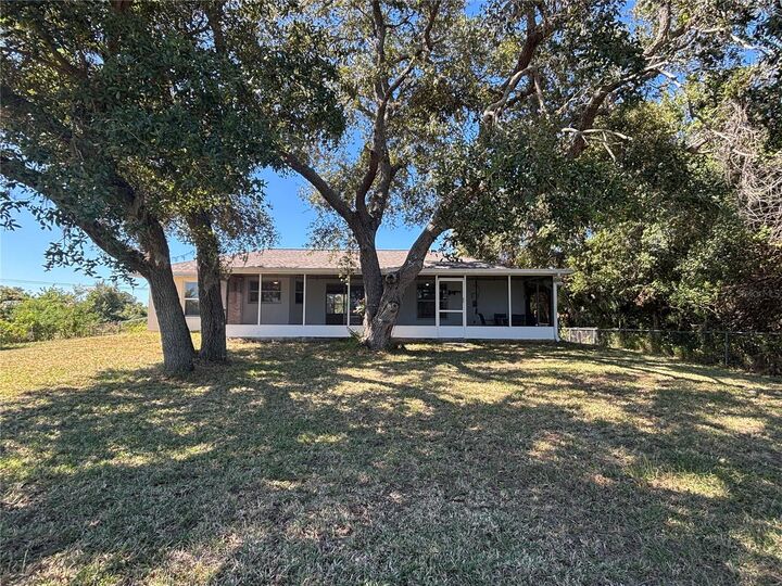 Property Photo:  1114 S Narramore Street  FL 34287 