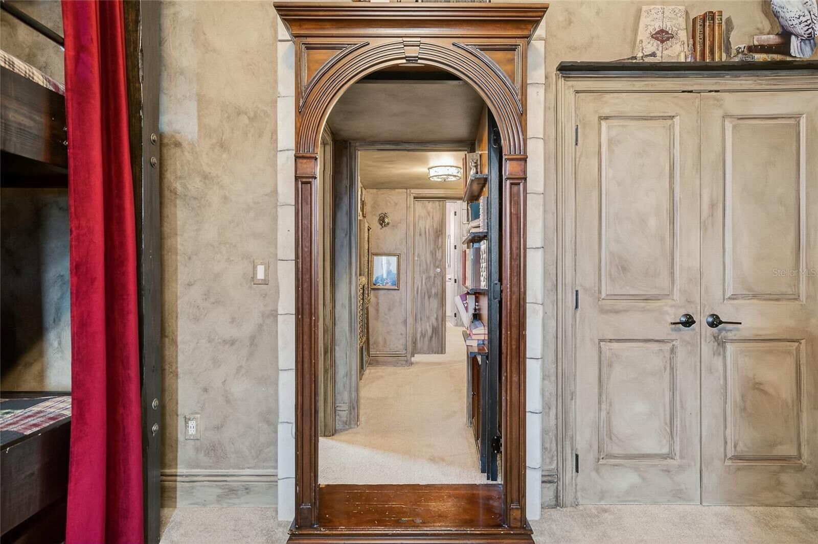 Property Photo:  580 Muirfield Loop  FL 34747 