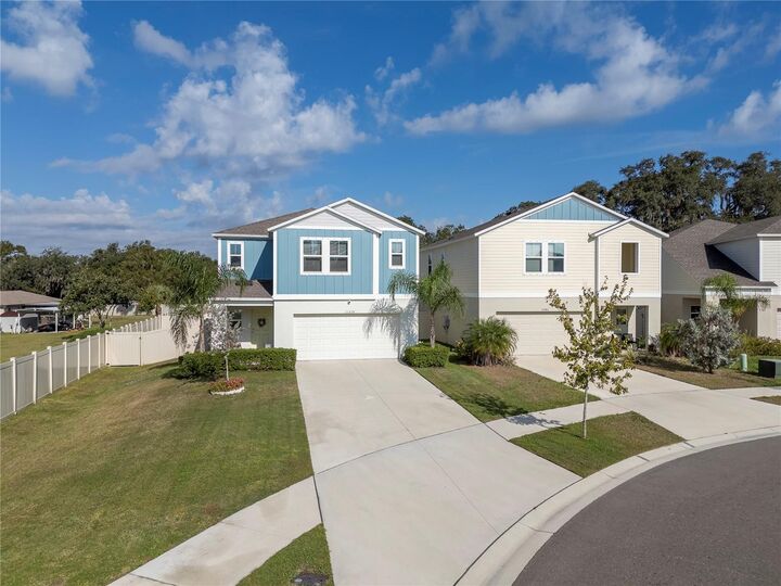 Property Photo:  11338 Brook Edge Avenue  FL 33569 