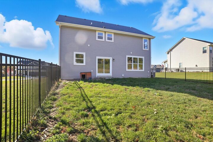 Property Photo:  936 Medina Dr  WI 53149