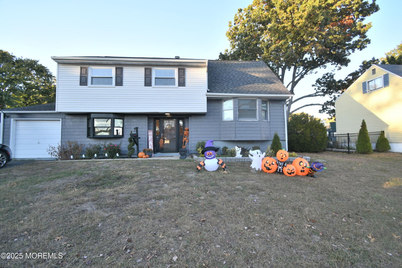 Property Photo:  6 Ridge Drive  NJ 07730