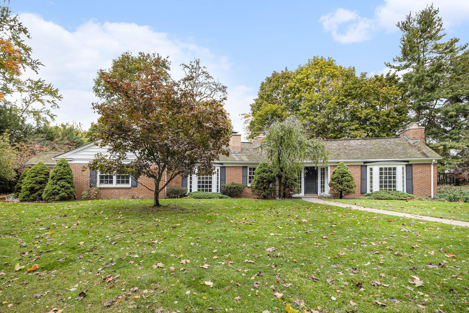 Property Photo:  1734 Embury Road  MI 49008 