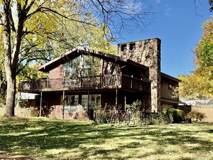 Property Photo: 325 S 3rd Street IL 61327