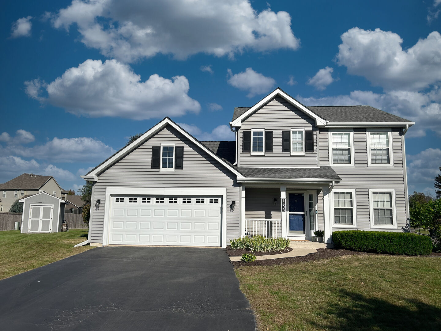 Property Photo: 1403 Prairie Court IL 60542