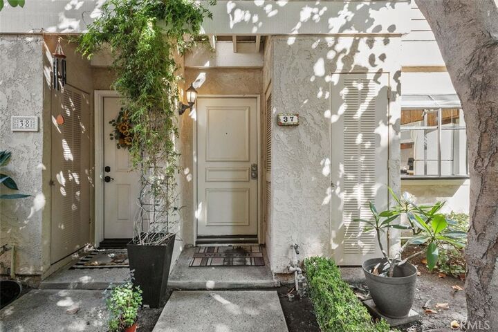 Property Photo:  37 Lakepines  CA 92620