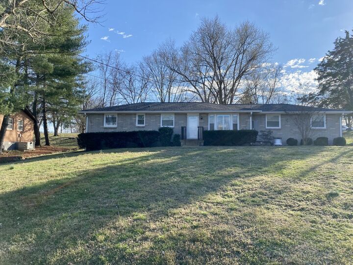 Property Photo:  107 La Sabre Dr  TN 37075 