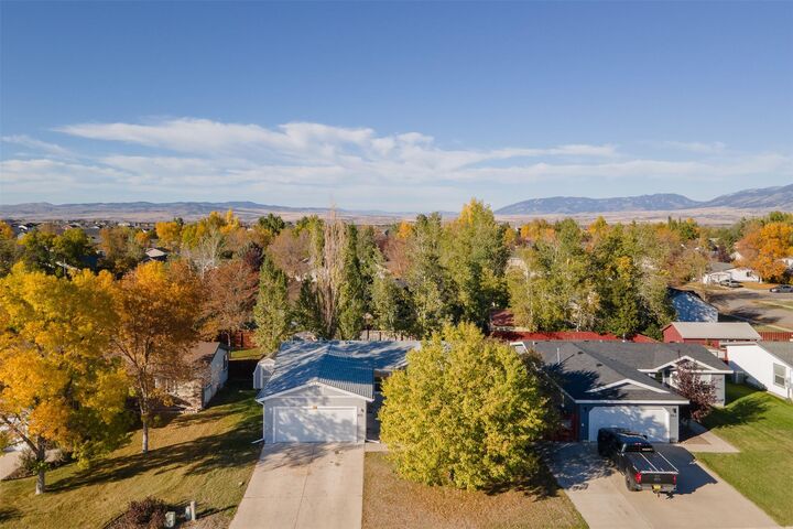 Property Photo:  805 Oakwood Drive  MT 59714