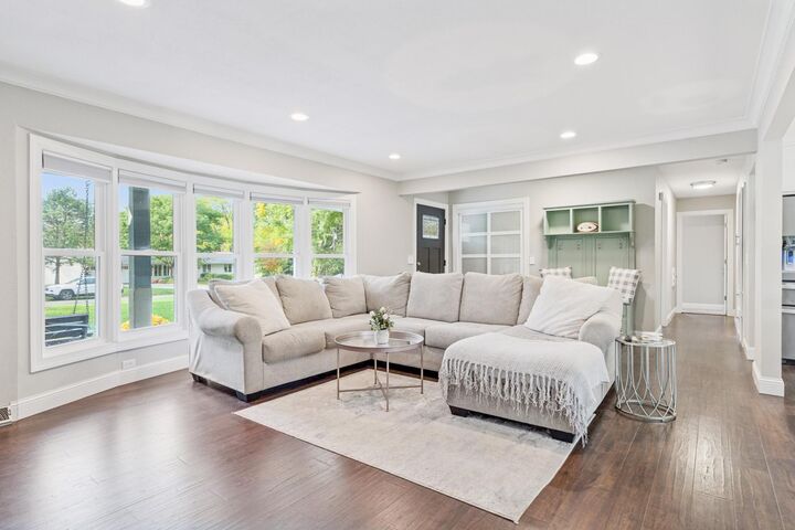 Property Photo:  2430 Jewel Lane N  MN 55447