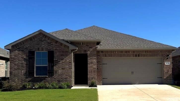 Property Photo:  616 Amber Fields Drive  TX 76259