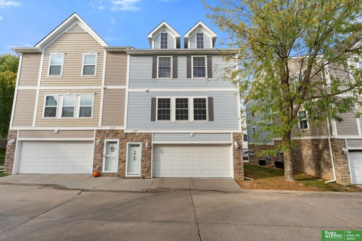 14664 Taylor Plaza  Omaha NE 68116 photo