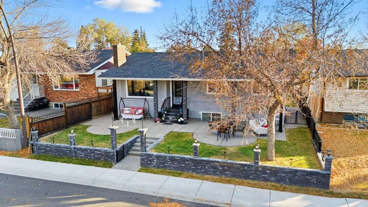 419 Whiteview Close NE  Calgary AB T1Y 1R5 photo