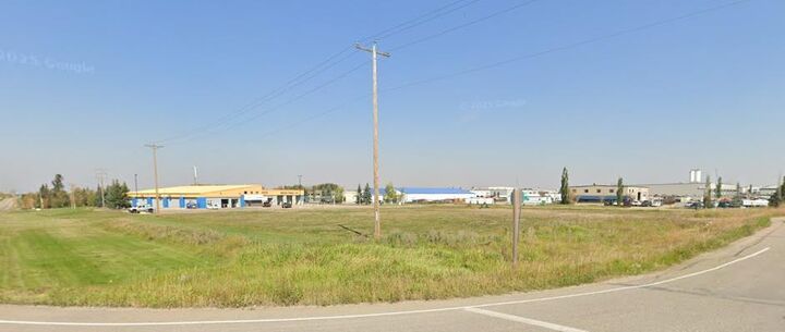 132 &Amp 138 Clearmile Avenue — photo 1