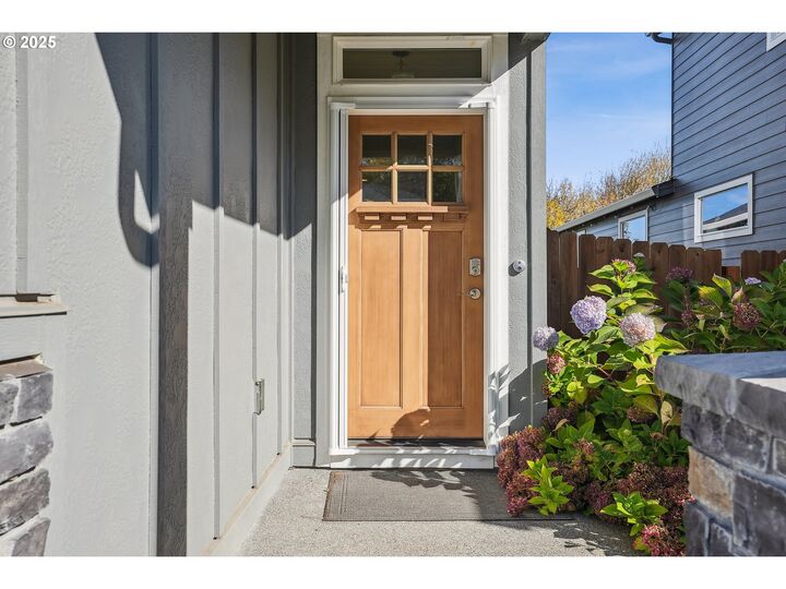 Property Photo:  94 S 39th Dr  WA 98642