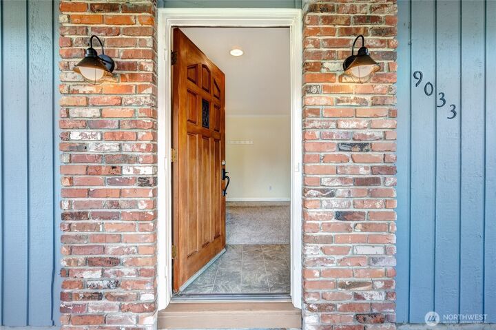 Property Photo:  9033  57th Avenue NE  WA 98270