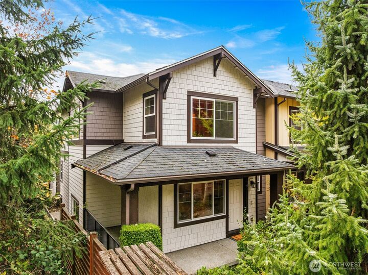 Property Photo:  10260  157th Place NE 101  WA 98052 