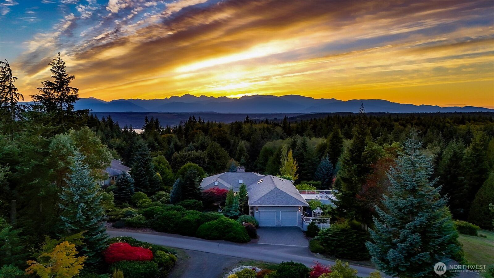 Property Photo:  713  Olympic Ridge Drive  WA 98365