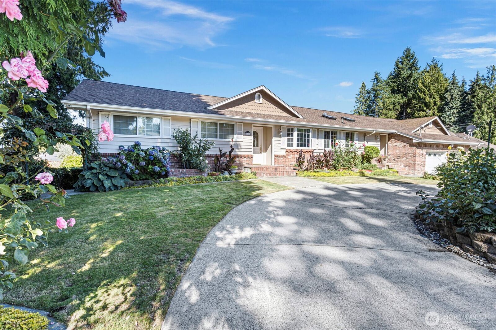 Property Photo:  18107  25th Street Ct E  WA 98391