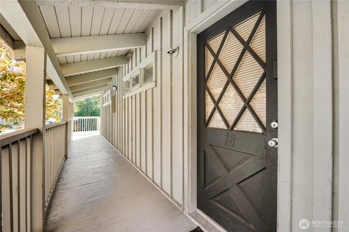 Property Photo:  21833  7th Avenue S  WA 98198