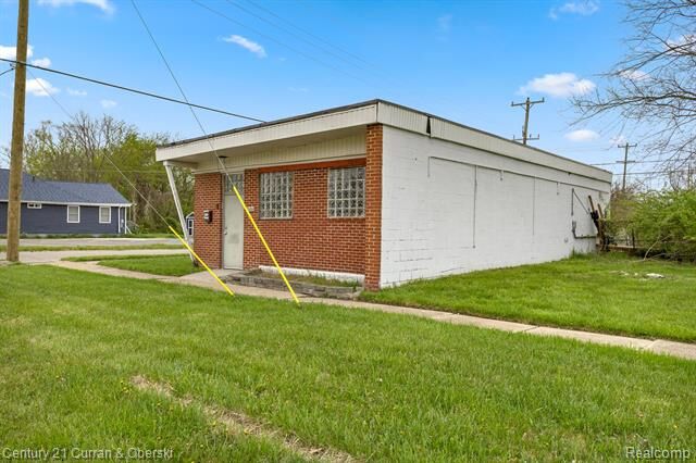 Property Photo:  3509 Harrison Street  MI 48141