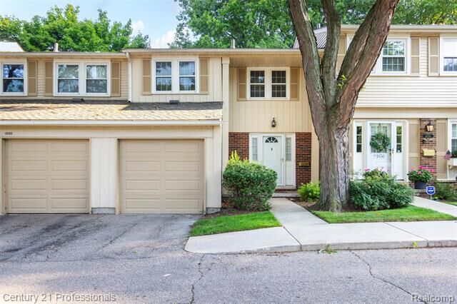 1658 Brentwood Drive  Troy MI 48098 photo