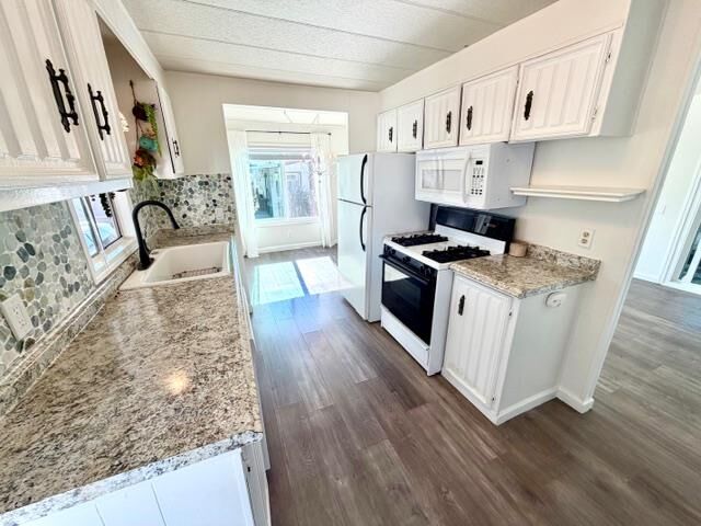 Property Photo:  36 Oceanview 36  CA 94019 